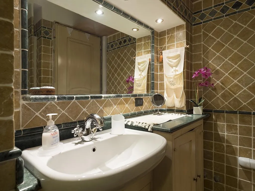 Romantic Lagoon - Canal View Venedik